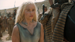 extant_GameOfThrones_6x01-TheRedWoman_3782