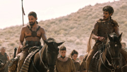 extant_GameOfThrones_6x01-TheRedWoman_3814