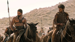 extant_GameOfThrones_6x01-TheRedWoman_3818