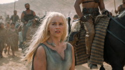 extant_GameOfThrones_6x01-TheRedWoman_3840