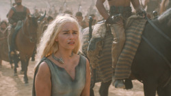 extant_GameOfThrones_6x01-TheRedWoman_3844