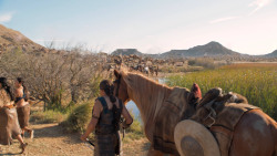 extant_GameOfThrones_6x01-TheRedWoman_3865
