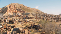 extant_GameOfThrones_6x01-TheRedWoman_3877