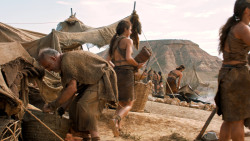 extant_GameOfThrones_6x01-TheRedWoman_3883
