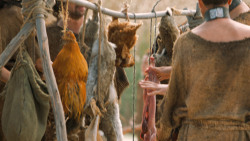 extant_GameOfThrones_6x01-TheRedWoman_3885