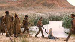 extant_GameOfThrones_6x01-TheRedWoman_3897