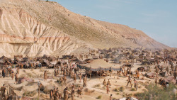 extant_GameOfThrones_6x01-TheRedWoman_3923