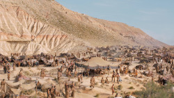 extant_GameOfThrones_6x01-TheRedWoman_3928