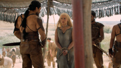 extant_GameOfThrones_6x01-TheRedWoman_3978