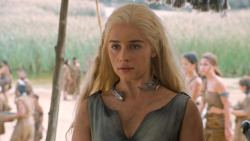 extant_GameOfThrones_6x01-TheRedWoman_3992