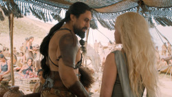 extant_GameOfThrones_6x01-TheRedWoman_3994