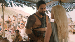 extant_GameOfThrones_6x01-TheRedWoman_3997