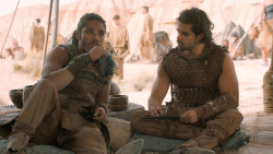 extant_GameOfThrones_6x01-TheRedWoman_4008
