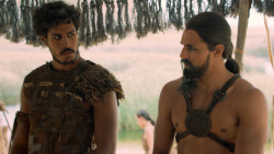 extant_GameOfThrones_6x01-TheRedWoman_4057