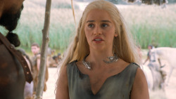 extant_GameOfThrones_6x01-TheRedWoman_4071