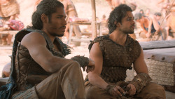extant_GameOfThrones_6x01-TheRedWoman_4107