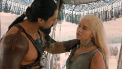 extant_GameOfThrones_6x01-TheRedWoman_4139