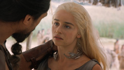 extant_GameOfThrones_6x01-TheRedWoman_4149
