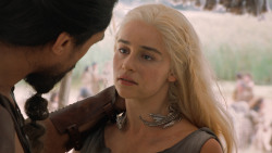 extant_GameOfThrones_6x01-TheRedWoman_4152