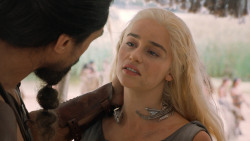 extant_GameOfThrones_6x01-TheRedWoman_4170