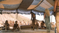 extant_GameOfThrones_6x01-TheRedWoman_4292