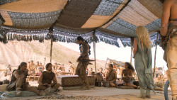 extant_GameOfThrones_6x01-TheRedWoman_4295