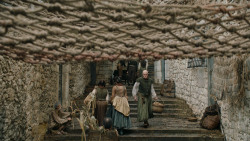 extant_GameOfThrones_6x01-TheRedWoman_4337