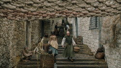 extant_GameOfThrones_6x01-TheRedWoman_4338
