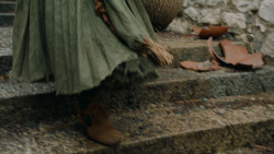 extant_GameOfThrones_6x01-TheRedWoman_4353