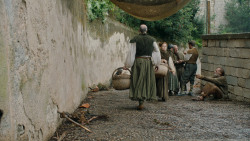extant_GameOfThrones_6x01-TheRedWoman_4367