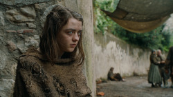 extant_GameOfThrones_6x01-TheRedWoman_4383
