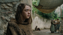 extant_GameOfThrones_6x01-TheRedWoman_4387