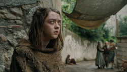 extant_GameOfThrones_6x01-TheRedWoman_4389
