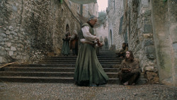 extant_GameOfThrones_6x01-TheRedWoman_4407
