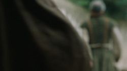 extant_GameOfThrones_6x01-TheRedWoman_4422