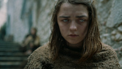 extant_GameOfThrones_6x01-TheRedWoman_4424