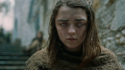 extant_GameOfThrones_6x01-TheRedWoman_4430