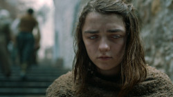 extant_GameOfThrones_6x01-TheRedWoman_4437