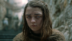 extant_GameOfThrones_6x01-TheRedWoman_4446