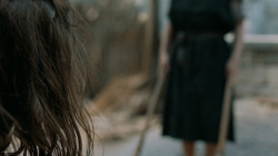 extant_GameOfThrones_6x01-TheRedWoman_4453