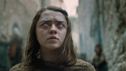 extant_GameOfThrones_6x01-TheRedWoman_4465
