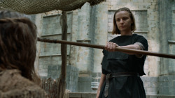extant_GameOfThrones_6x01-TheRedWoman_4472