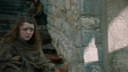 extant_GameOfThrones_6x01-TheRedWoman_4487