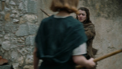 extant_GameOfThrones_6x01-TheRedWoman_4503