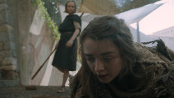 extant_GameOfThrones_6x01-TheRedWoman_4520