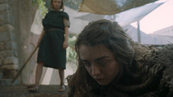 extant_GameOfThrones_6x01-TheRedWoman_4521