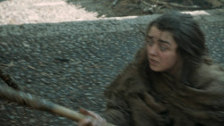 extant_GameOfThrones_6x01-TheRedWoman_4545