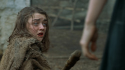 extant_GameOfThrones_6x01-TheRedWoman_4550
