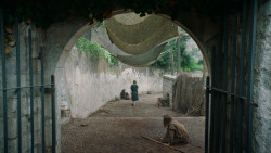 extant_GameOfThrones_6x01-TheRedWoman_4568