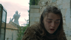 extant_GameOfThrones_6x01-TheRedWoman_4580